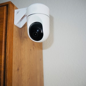 Wall mount / mounting aid compatible with eufy Indoor Cam 2K | Not an original part