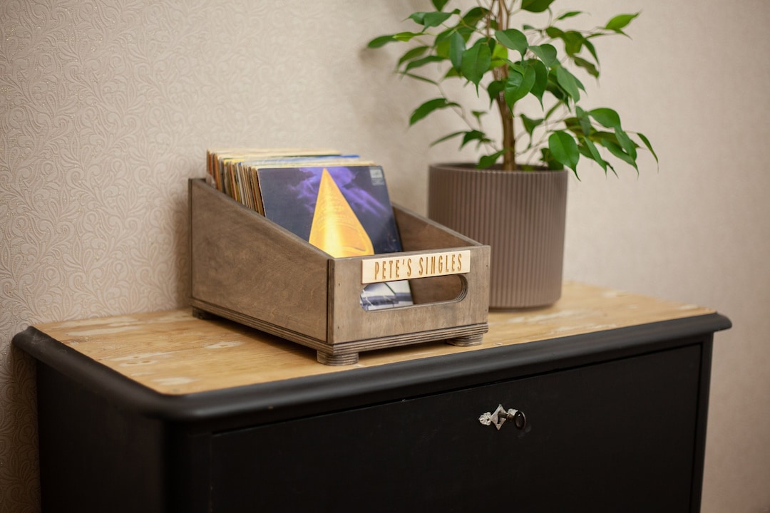 Personalised 7inch Record Box, Vinyl Record Storage, 7 Inch Vinyl Box, 45 Record Display, 7 Inch