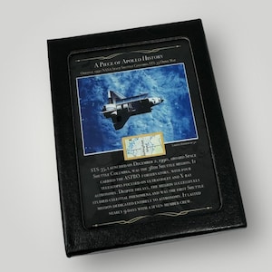 ZELDZAAM! Originele STS-35 Spaceshuttle Columbia Authentieke Mission Shuttle Orbit Map met NASA Astronaut History-vitrine (inclusief COA)