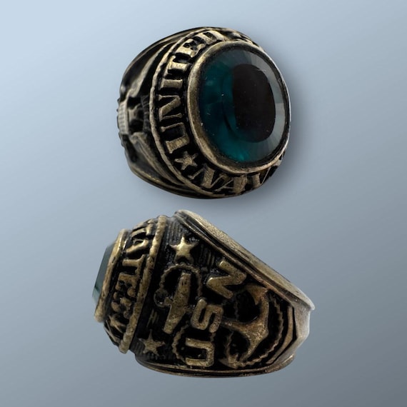 Vintage 1960s US Navy Ring, .925 Sterling Silver, Blue Gemstone