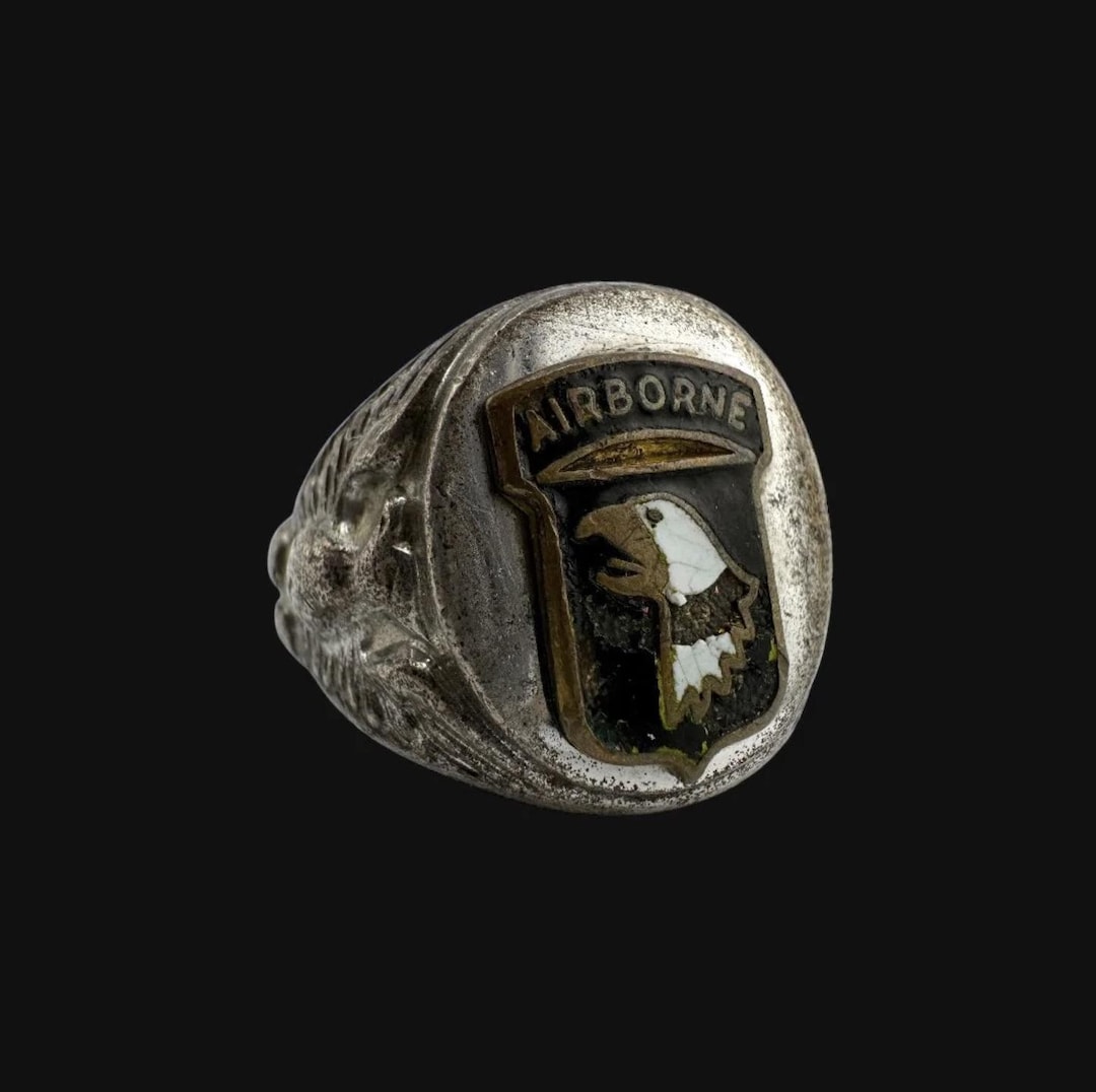 Military Insignia Rings Original WWII 101st Airborne Division D-day Paratrooper Screaming Eagle ...