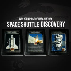 Fragment wahadłowca NASA Discovery: gablota z misją STS (z certyfikatem C.O.A.)