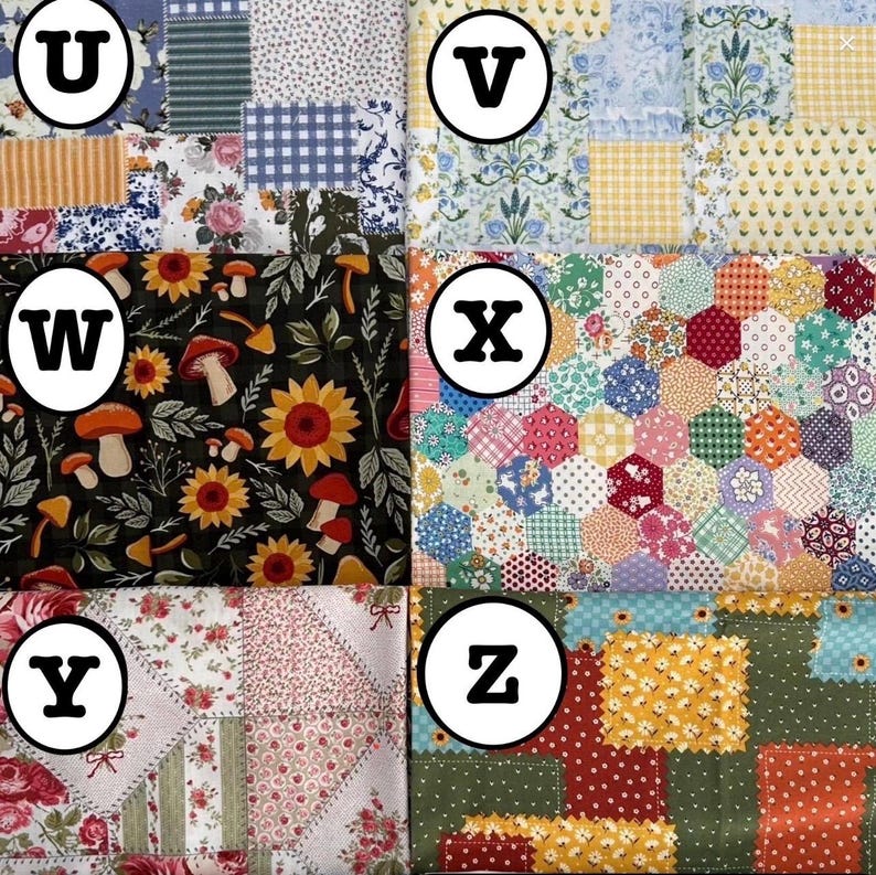 K&ouml;nnte beinhalten: Eine Sammlung von sechs Stoffmustern, beschriftet von U bis Z. U zeigt blau-wei&szlig;e Muster, V hellblaue und gelbe Blumenprints, W Pilze und Sonnenblumen auf Schwarz, X ein buntes Sechseck-Steppmuster, Y rosa Blumen-Patches und Z gr&uuml;ne und gelbe Blumenquadrate.
