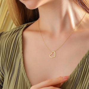 14k Solid Gold Heart Necklace, Dainty Heart Pendant, Charm Heart Outline Choker, Minimal Love Necklace for Mother, Anniversary Gift for Wife