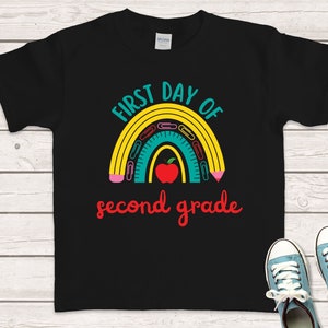 Personalisiertes Zurück zu Schult-Shirt für die Grundschule