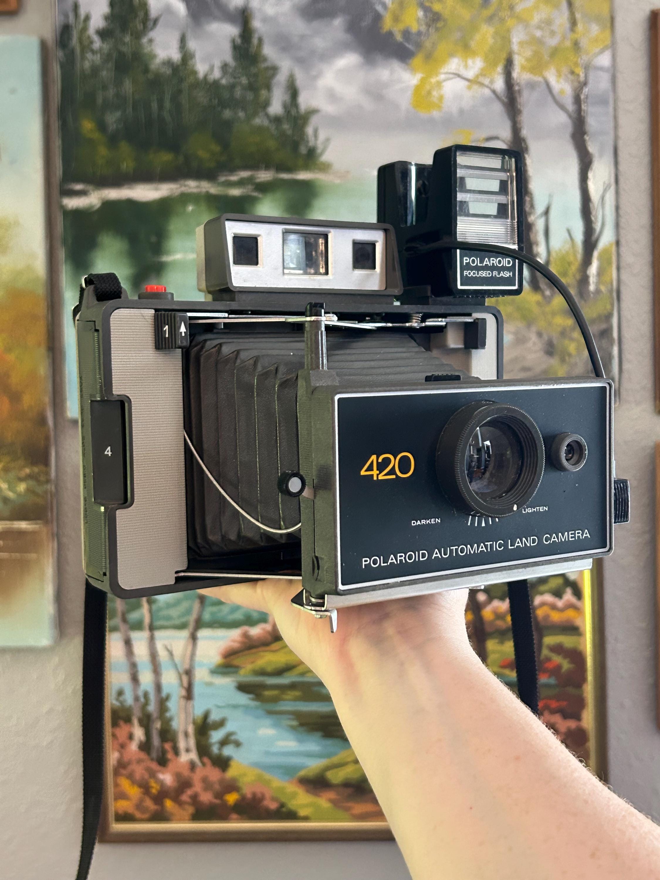 Vintage 1970s Polaroid 420 Land Camera - Etsy