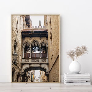 Afdrukbaar, Pont del Bisbe, Gotische wijk van Barcelona, Spanje, digitale download, Europa, kunst aan de muur, woondecoratie
