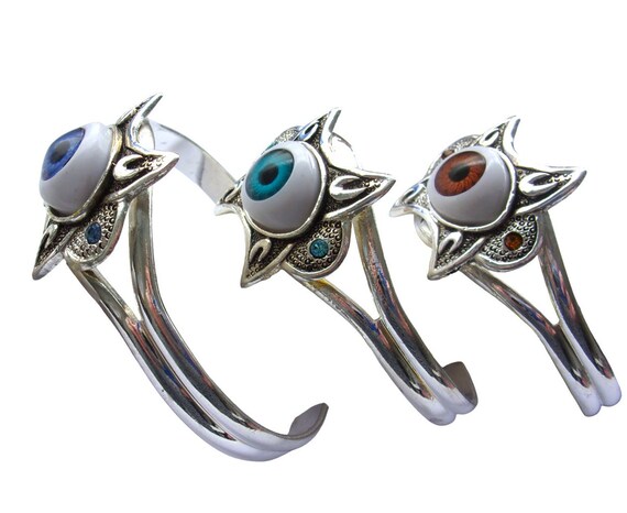 Eye-Catching Eyeball Bangle - Adjustable Unisex C… - image 3