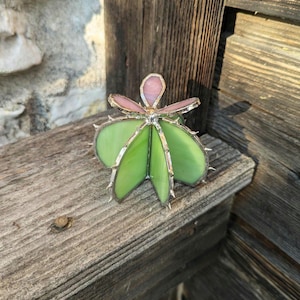 Sukkulenter Glasmalerei-Kaktus, handgemachtes südwestliches 3D-stehendes Kaktusgeschenk