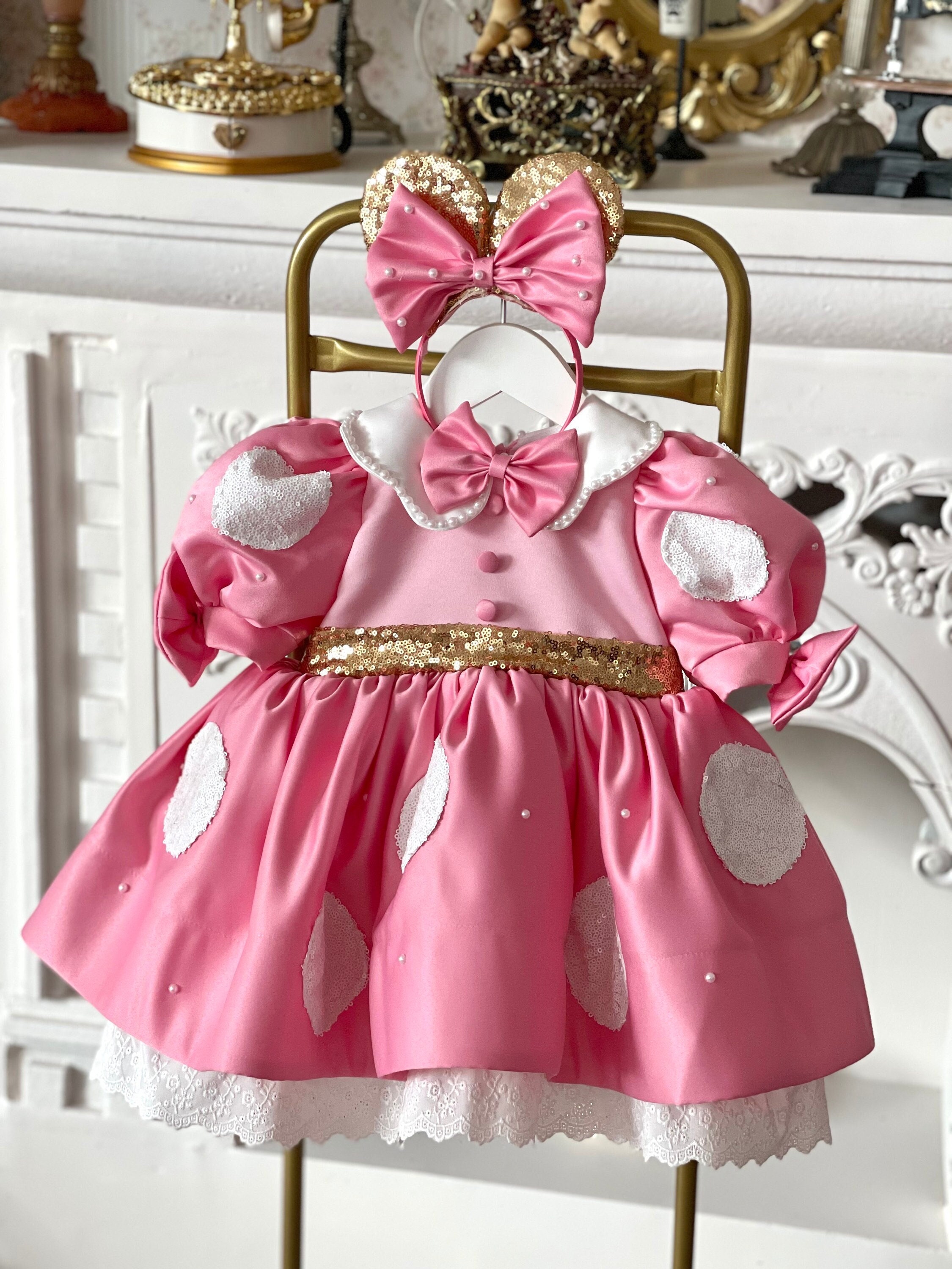 green emerald velvet dress Amazon.com: Disney Rose Gold Minnie Classic Toddler Girls' Costume :  Clothing, Shoes & Jewelry main image 1