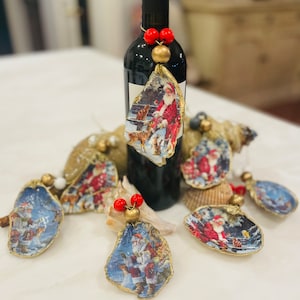 HANDMADE Santa decoupage wine bottle oyster/clam shell wine bottle charms/ornaments