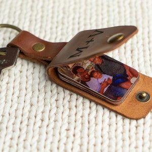 Personalized Gifts for Him, Custom Leather Keychain with Photo, Customized key chain, Man Accessory, Leather Key Holder, Christmas Gift