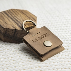 Customized Ring Holder, Ring Travel Keychain, Leather Ring Case, Ring Pouch, Gym Ring Holder, Earrings Case Keychain, Meaningful Gift