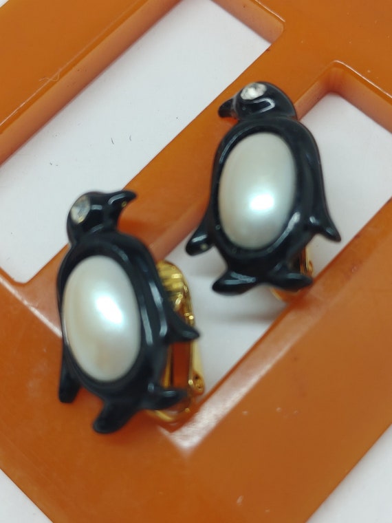 Cute Little Pair Of Vintage Penguin Clip Earrings