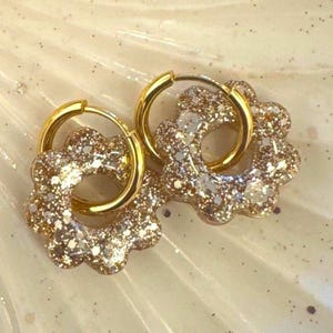 Interchangeable flower heart earrings - gold stainless steel hoops - Hypoallergenic - gift idea - handmade