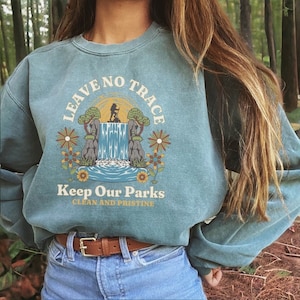 Granola Girl Aesthetic Comfort Colors Crew Neck Sweatshirt, Leave No Trace Hiking Sweatshirt, National Parks Gift, Outdoor Naturecore
