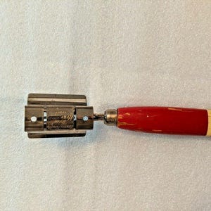 VINTAGE EKCO USA 7" Kitchen Utensil Knife Sharpener with Red Wood Handle image 2
