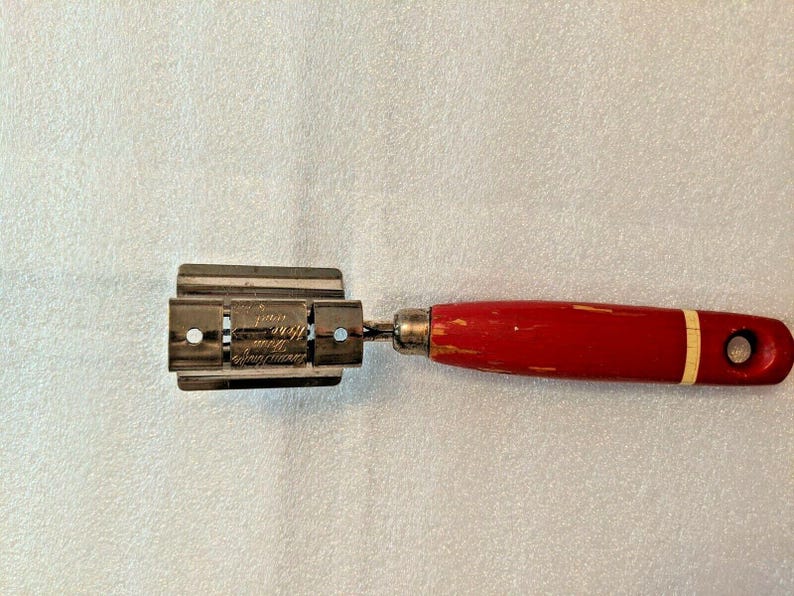 VINTAGE EKCO USA 7" Kitchen Utensil Knife Sharpener with Red Wood Handle image 2