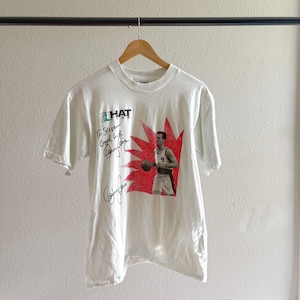 Vintage 1990’s Single Stitch Signed Basketball Graphic Tee Shirt - Medium