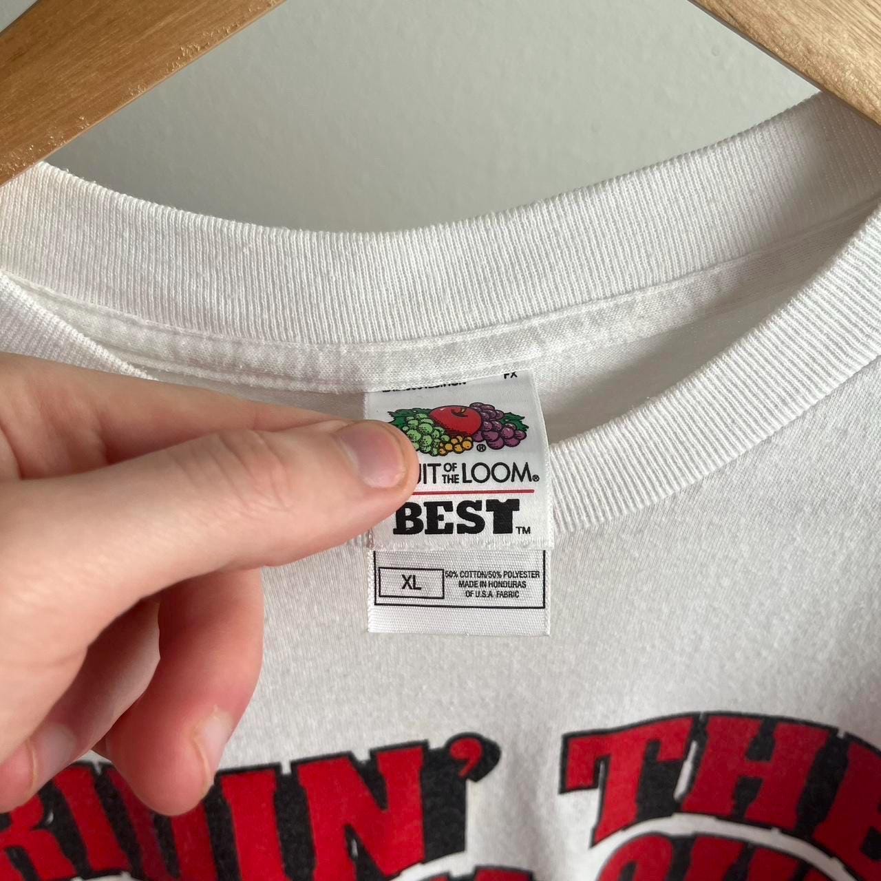 Vintage 2000's Y2K Carl Junction Bulldogs Tornado White Graphic T