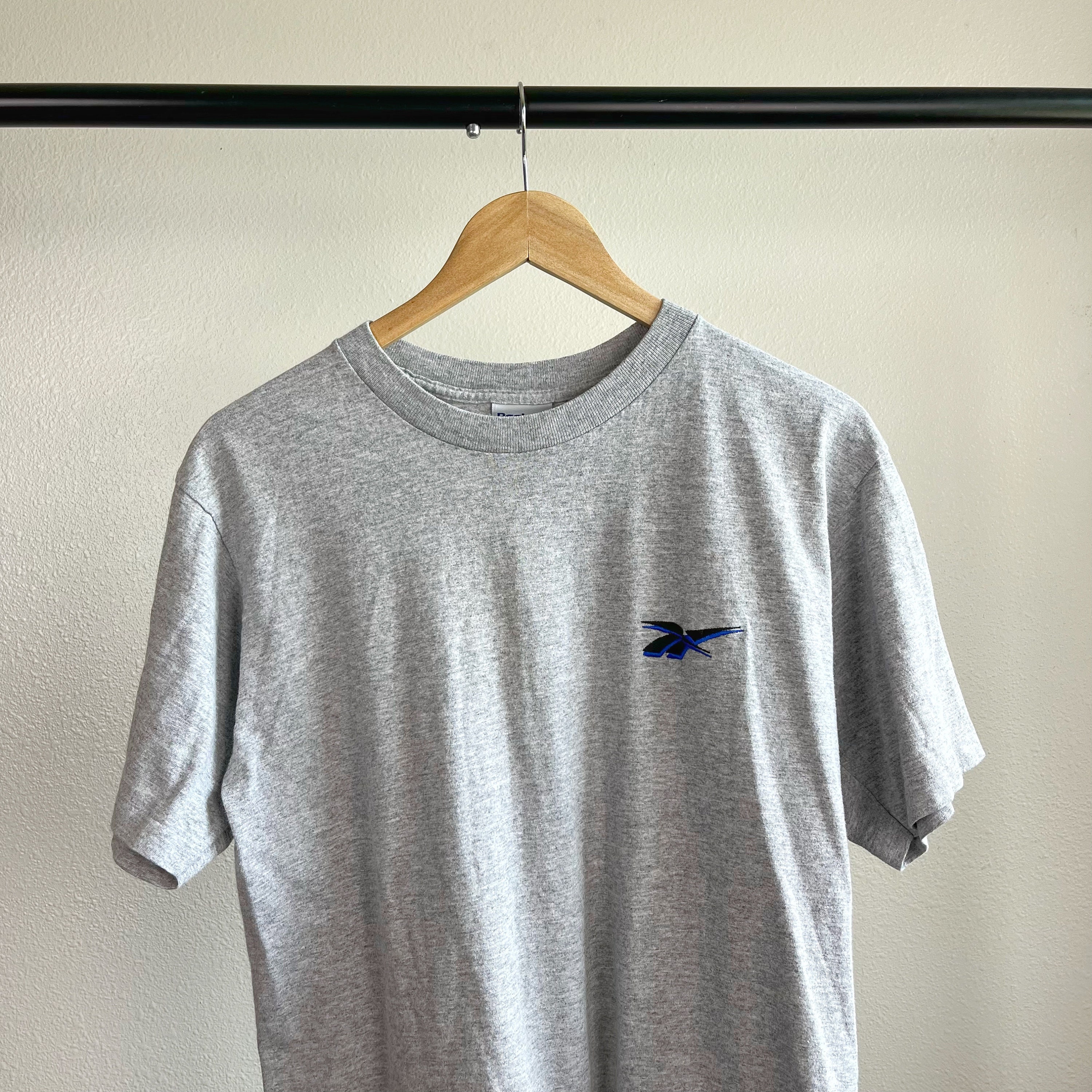 Vintage 90's Single Stitch Reebok Embroidered Graphic T-shirt