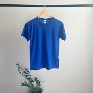 Vintage 90’s Single Stitch Russell Athletic Blue Basic T-Shirt - Small