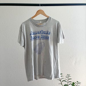 Vintage 1970’s/80’s America’s Love Run Grey T-Shirt - Medium