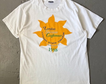 Vintage 1980’s Single Stitch Lyndon University Conference Sun Tee Shirt - Medium