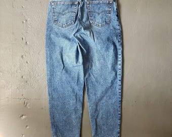 Vintage 1990’s Levi’s 550 Paper Tag High Waisted Denim Jeans - 33x31