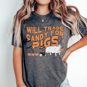 Will Trade Candy Retro Halloween Pigs Shirt Spooky Swine Lover Tee Pumpkin Pig Tshirt Fall Show Pig Gift Youth Ghost Pig Show Girl T-Shirt