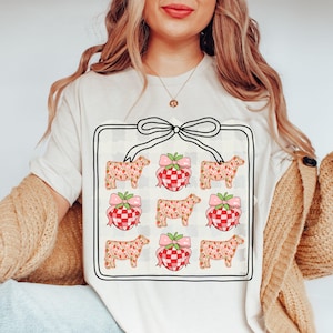 Strawberry Coquette Stock Show Heifer Shirt Cattle Show Girl Gift Livestock Show Mom Tee Cow Breeder TShirt Show Mama Tshirt County Fair Tee