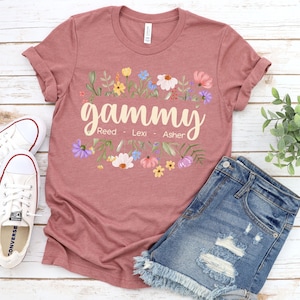 Gammy Tee Shirt, Personalized Mom Shirt, Gift For Mom, Gift For Grandma, Shirt With Kids Names, Grandma Shirt, Mom Shirt Kids Names Shirt