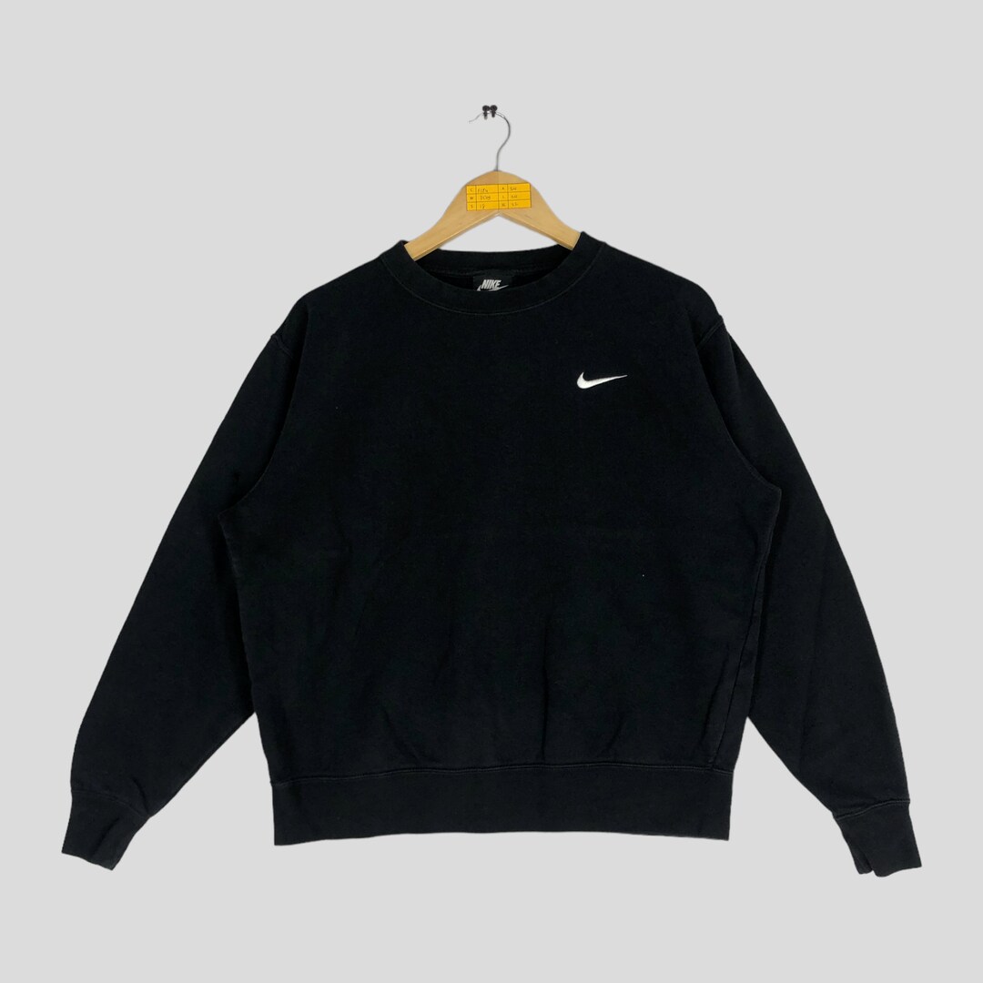 does nike sweatshirts run small