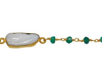 Brass Gold Plated 3.20mm Width by 2.40mm Length Hand Cut Green Onyx Gem Stone, Followed by 7.40mm Width by 17.10mm . Price per: 1 Inch.