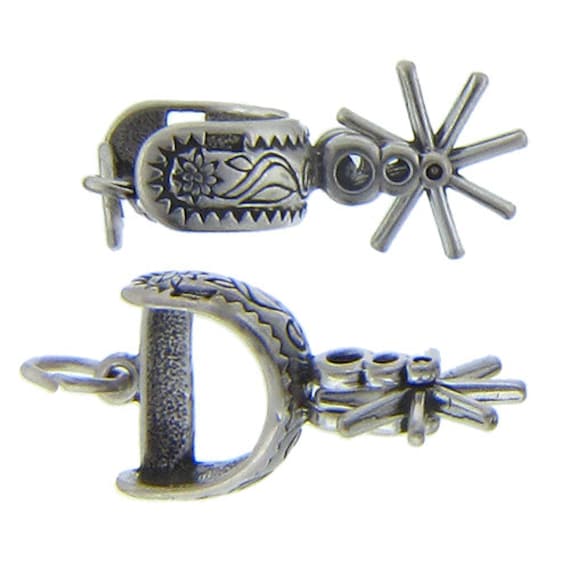 size 10m 12w with spurs and star charm NO BOX NO OTHER CHARM Scosha | The Spur Spin Charm in Sterling Silver main image 3