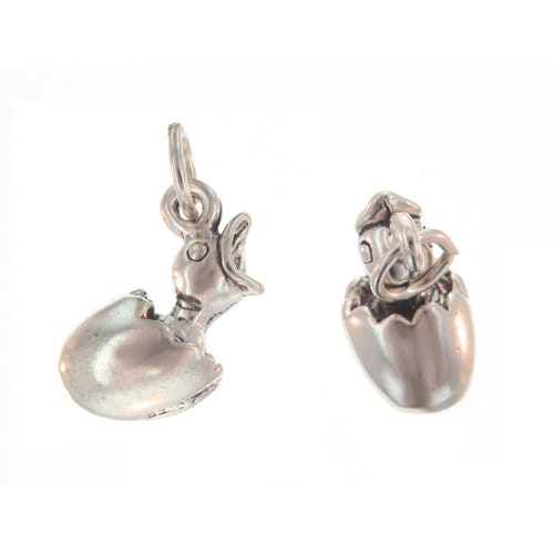 Sterling Silber, 12,3 mm Breite x 7,4 mm Länge x 15,1 mm Höhe, Küken im Ei-Charm. Menge pro Packung: 1 Stück.