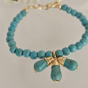 Turquoise Beaded Bracelet,  Turquoise in Gold bracelet,  Gemstone Bracelet,  Gemstone Jewelry,  Turquoise Drop charms Bracelet, Gift for her