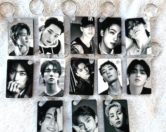 SEVENTEEN Keychains, black and white SVT , CARAT kpop