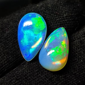 AAA++ Cabochon d'opale éthiopienne naturelle de qualité supérieure 2 pièces Opale de feu Welo Cabochon Opale 5,55 Ct -6,00 Ct pour pendentif Welo Fire Opal 2Piesse.