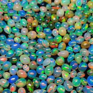 AAA++ Cabochon opale etiope naturale di alta qualità multi pietra preziosa opale di fuoco cabochon opale di fuoco lotto misto per realizzare gioielli.