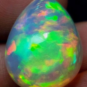 AAA+++Cabochon multi fuoco di opale etiope naturale di alta qualità, molto raro! Pietra preziosa di fuoco galattico di opale, dimensioni 22x17x14 mm, 22,35 carati, per gioielli.