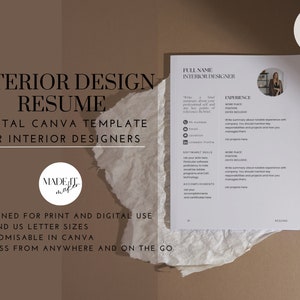 Peut inclure: Un modèle de CV pour designer d'intérieur, conçu pour Canva. Le modèle présente un design moderne avec un fond blanc et du texte noir. Le texte comprend "Interior Design Resume", "Digital Canva Template", et "For Interior Designers".