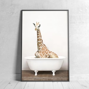 Funny Giraffe in Bathtub Poster, Cute Animal Decor, Giraffe Wall Art, Modern Wall Decor, Home Decor, Digital Download Print