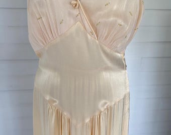 Nachtjapon uit de jaren 50, vloerlengte, luxe crème satijn