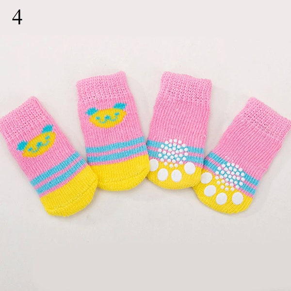 4pcs/Set Cute Pet Socks Puppy Dog Knit Socks Small Cat handmade Socks Winter Indoor Slip On Paw Protector Non Slipping on Floor Anti Skid