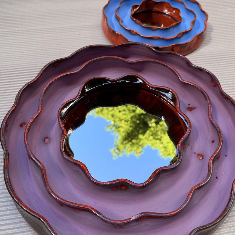 Faliste ceramiczne lustro ścienne, ręcznie wykonany zestaw luster z kwiatowym wzorem, jesienna dekoracja domu, eklektyczna dekoracja ścienna, lustro rzeźbiarskie, kolorowy prezent od rzemieślnika zdjęcie 11