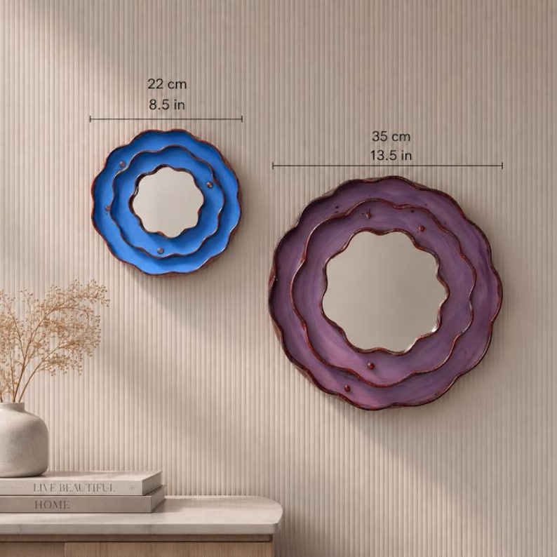 Faliste ceramiczne lustro ścienne, ręcznie wykonany zestaw luster z kwiatowym wzorem, jesienna dekoracja domu, eklektyczna dekoracja ścienna, lustro rzeźbiarskie, kolorowy prezent od rzemieślnika Blue S + Purple L