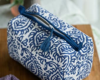 Gesteppte Kulturtasche aus Baumwolle, Kulturtasche, Kulturtasche, handgefertigt in Indien, Geschenk für Sie, Muttertagsgeschenk, Lehrergeschenk, Brautjungfer Geschenk
