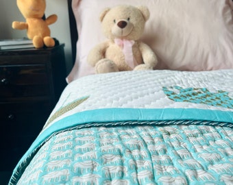 Block Print Jaipuri Razai Quilt, Indian Reversible Quilt, Cotton Razai, Guest bed quilt, Gift for Home, Gift for Kids, Kids quilt