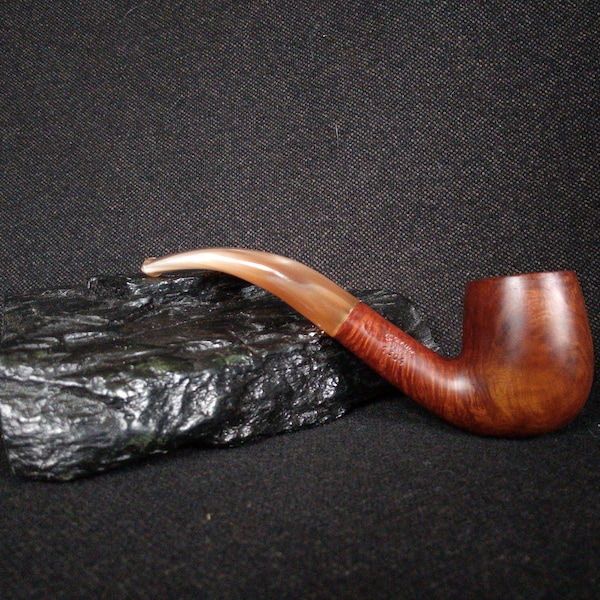 BUTZ CHOQUIN Mustang St Claud Franskt herrgårdspipa restaurerad tobakspipa